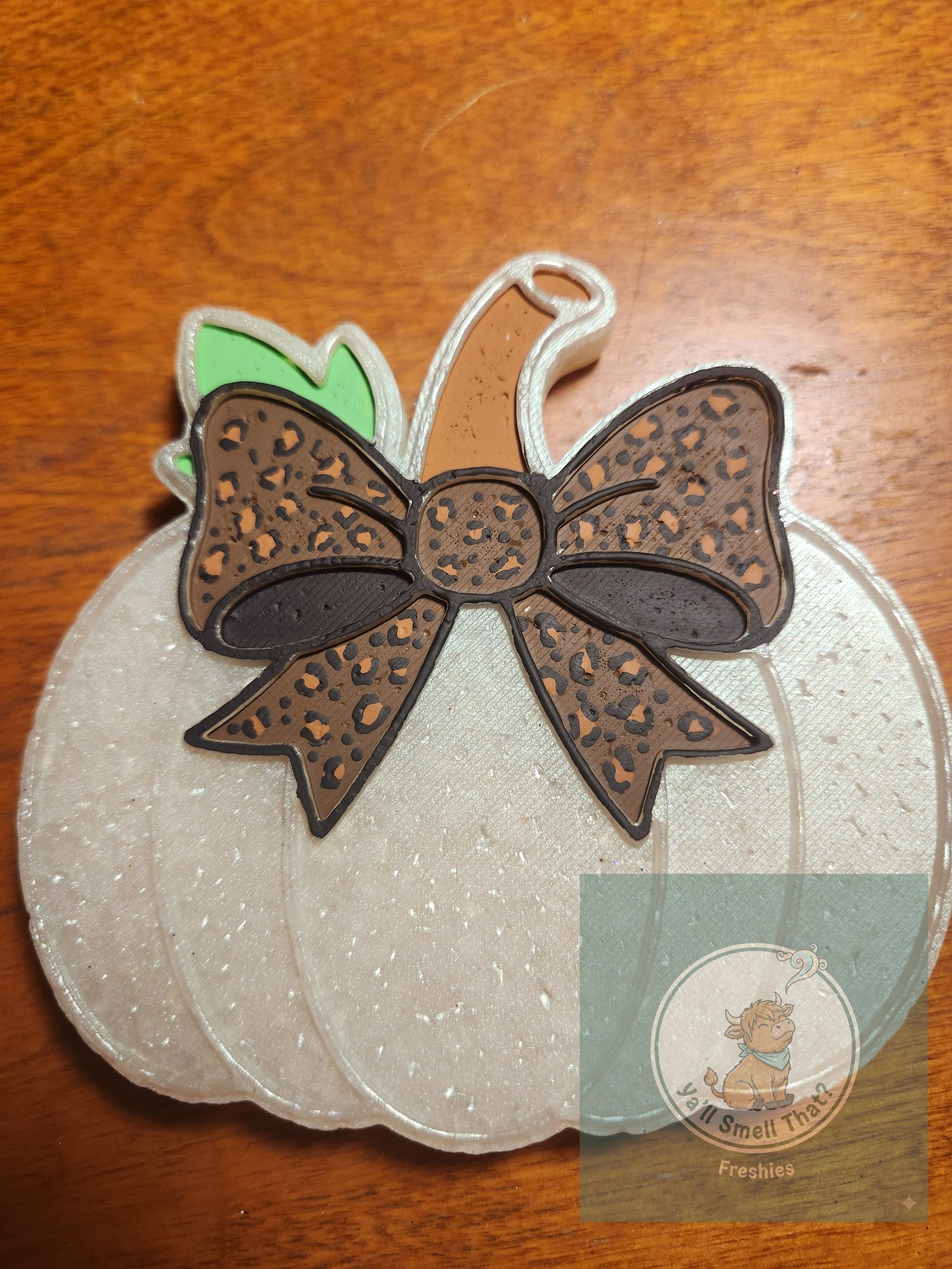 Pumpkin with Bow Freshie Mold