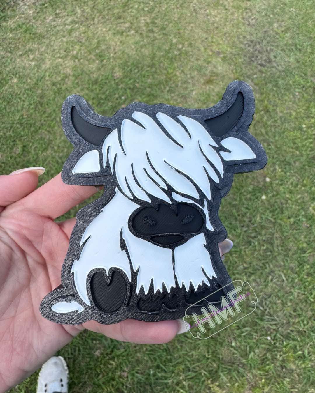 Sittin Highland Cow Freshie Mold